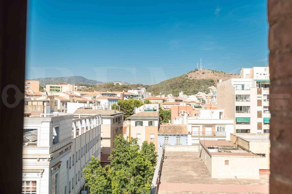 Modern Apartment Next To The Cervantes Theatre By Rems Malaga Exterior photo